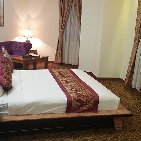 Capital O 89938 Herald Hotel Malacca Luaran gambar