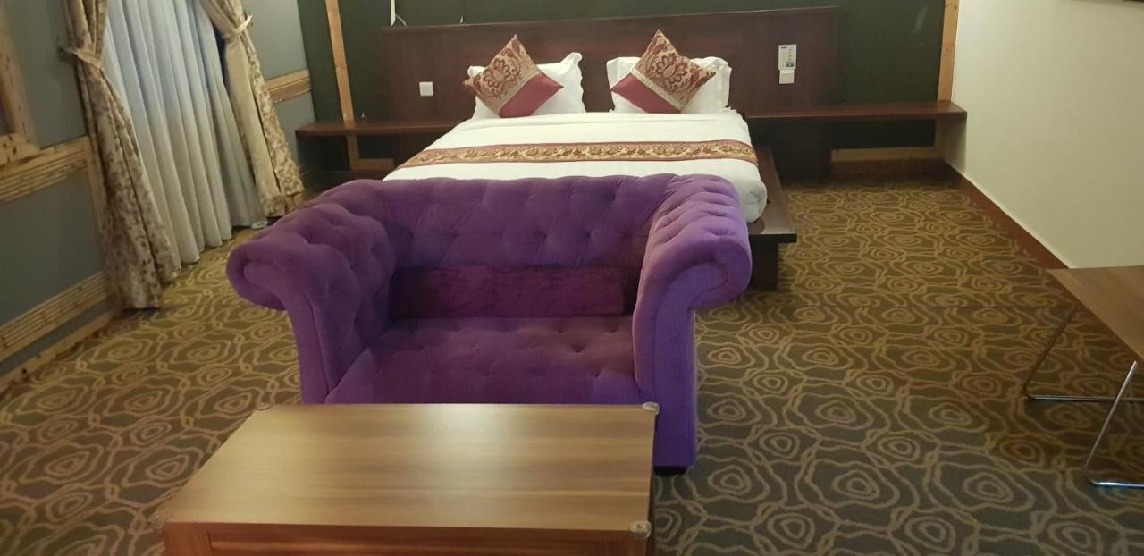 Capital O 89938 Herald Hotel Malacca Luaran gambar