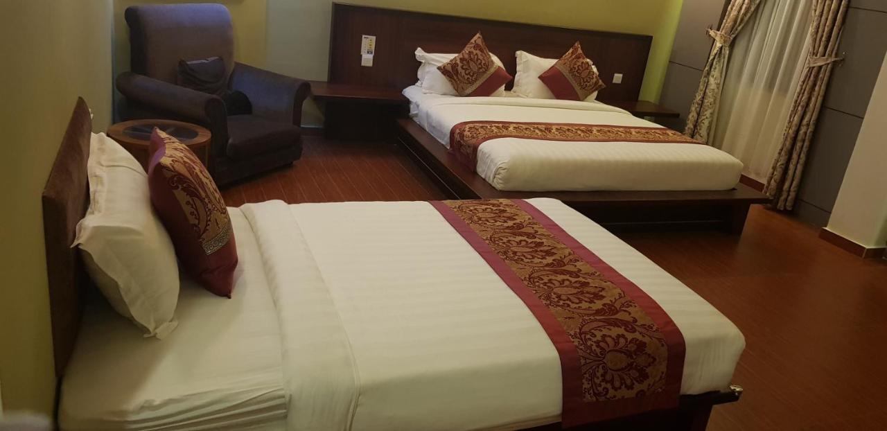 Capital O 89938 Herald Hotel Malacca Luaran gambar